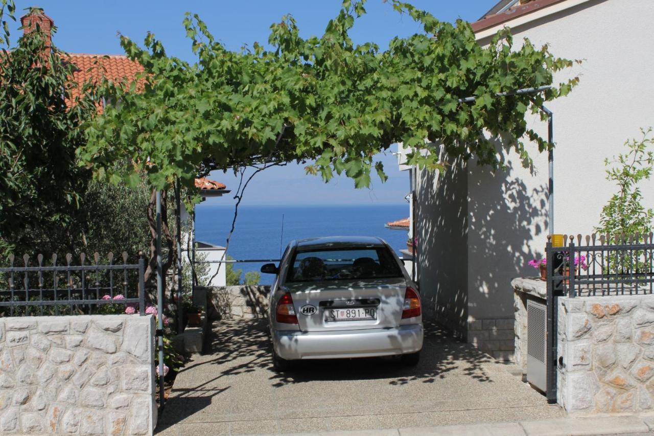 Apartments With A Parking Space Mali Losinj Bagian luar foto
